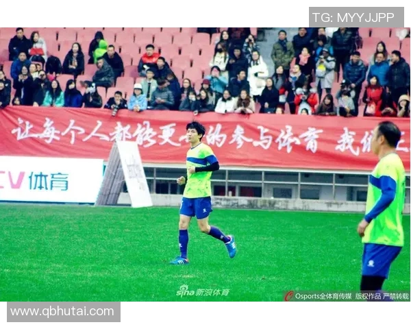 足球明星因扩心病退役的背后故事与影响分析 足球明星因扩心病退役的背后故事与影响分析